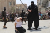 داعش به بریدن سر افراد خود پرداخت