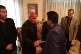 تصاویر/ حضور استقلالی‌ها در منزل پورحیدری  <img src="/images/picture_icon.gif" width="16" height="13" border="0" align="top">