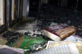 تصاویر/به آتش کشیدن مقام حضرت اسماعیل در لبنان