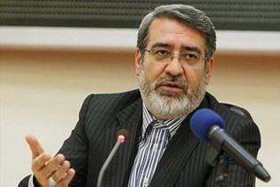 مجلس به وزیر کشور کارت زرد داد