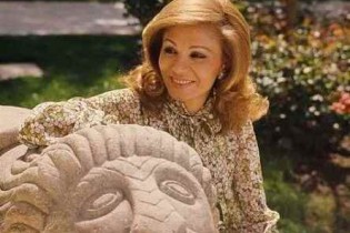 با نامزد دیرینه فرح پهلوی بیشتر آشنا شوید