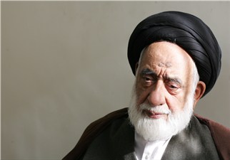 استاد سرشناس اخلاق به نقد و سرزنش بدگویان هاشمی پرداخت  <img src="/images/video_icon.gif" width="16" height="13" border="0" align="top">