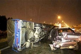 7 مصدوم در تصادف زنجیره ای محوریاسوج- شیراز
