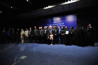 تجليل ايران خودرو از سرداران شهيد آتش نشان حادثه پلاسكو