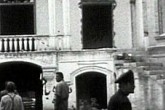 فیلم کمتر دیده شده از بازدید زاهدی وآیت الله کاشانی از خانه ویران شده مصدق  <img src="/images/video_icon.gif" width="16" height="13" border="0" align="top">