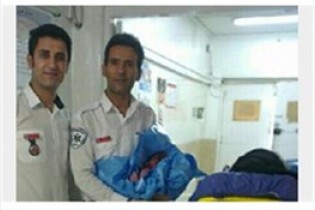تولد نوزاد عجول درآمبولانس