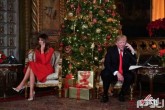 تصاویر/ ترامپ و همسرش کریسمس را تبریک گفتند