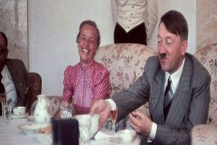 عکس هیتلر و همسرش یکی از 20 تصویر شگفت انگیز تاریخ