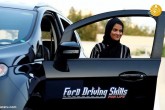 تصاویر / هیجان زنان عربستانی در مراکز آموزش رانندگی