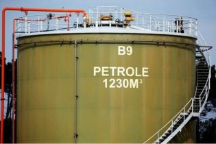 زنگ خطر کمبود عرضه در بازار نفت زنگ خطر کمبود عرضه در بازار نفت