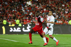دیدار تیم‌های فوتبال پرسپولیس و سپیدرود و جشن قهرمانی پرسپولیس
