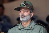 واکنش فرمانده ارتش به درخواست غرب درباره "برجام موشکی"