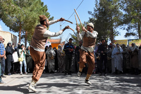 آیین گل غلتان نوزادان در امیریه دامغان