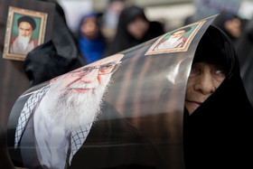 راهپیمایی نمازگزاران نماز جمعه در واکنش به خروج آمریکا از برجام