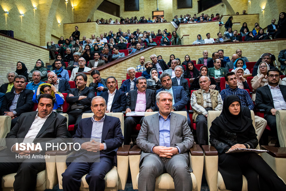 افتتاح نمایشگاه دایمی صنایع دستی در سازمان میراث فرهنگی و گردشگری