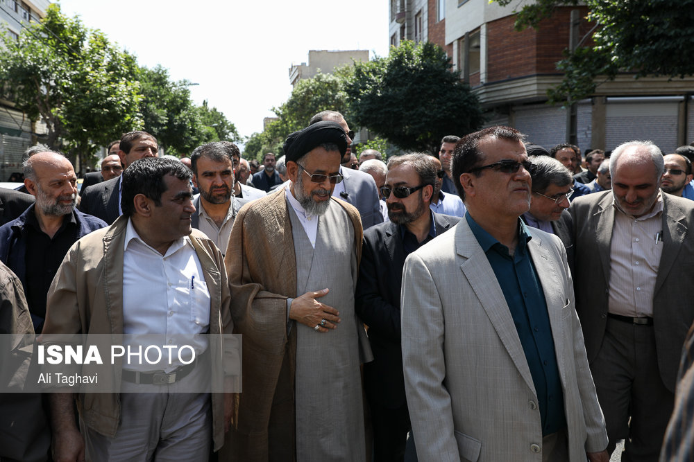 سید محمود علوی در مراسم تشییع پیکر حجت‌الاسلام والمسلمین سید مهدی طباطبایی