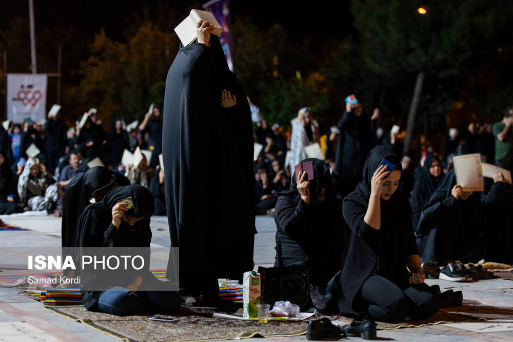 لیالی قدر، بیست‌ویکم ماه مبارک رمضان - آستان مقدس امام زاده محمد/ کرج