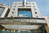هر ماه یک شرکت را در بورس عرضه می‌کنیم