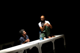 نمایش «عددهای نشده» به کارگردانی محمد میرعلی‌ اکبری و تهیه‌کنندگی مریم نراقی