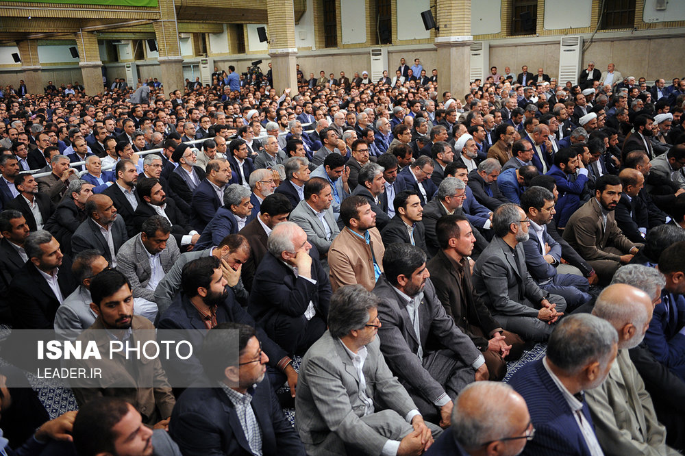 دیدار رئیس و نمایندگان مجلس شورای اسلامی و مسئولان و کارکنان قوه مقننه با مقام معظم رهبری