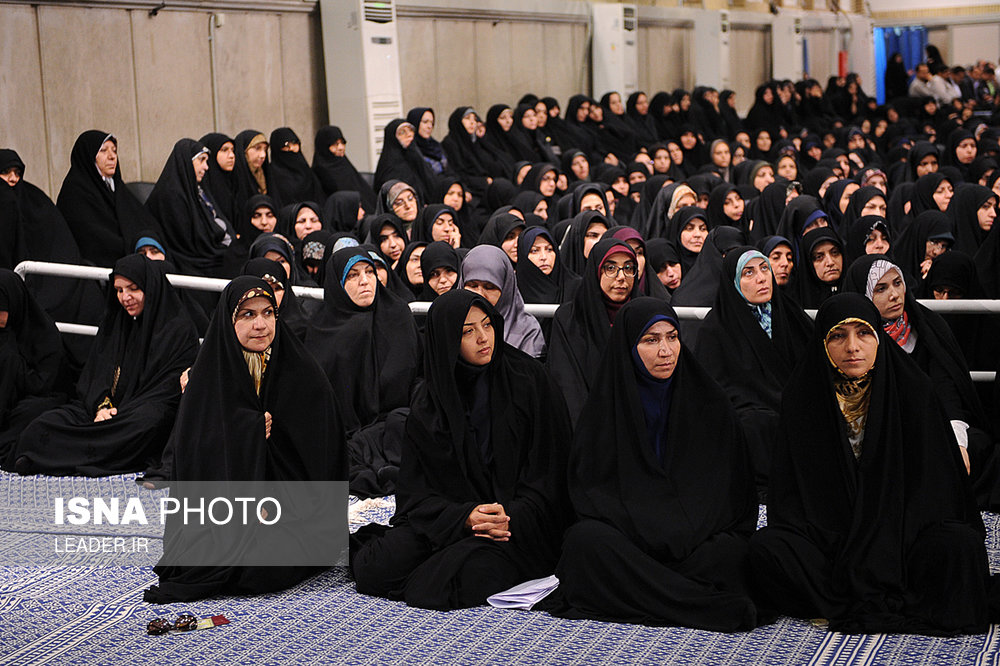 دیدار رئیس و نمایندگان مجلس شورای اسلامی و مسئولان و کارکنان قوه مقننه با مقام معظم رهبری