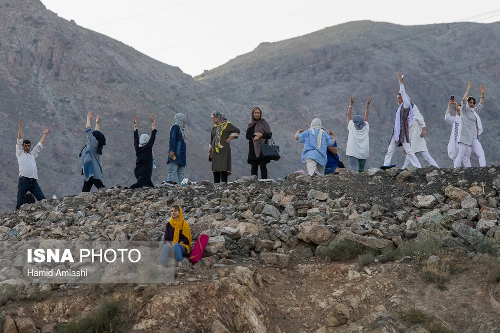 گردهمایی یوگا - بام تهران