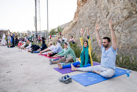 گردهمایی یوگا - بام تهران