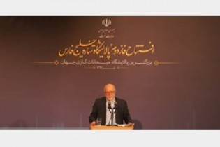 زنگنه: در مقابله با تهدیدها مقاوم شده‌ایم/۹۴ جایگاه بنزین یورو ۴ توزیع می‌کنند