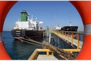 مشتریان نفت ایران به تدریج خرید خود را کاهش دهند