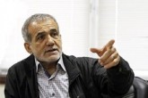 برخورد قاطعی با اخلال‌گران ارز صورت نمی‌گیرد/ باید اعلام "جنگ اقتصادی" شود