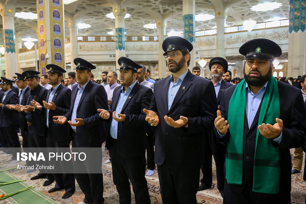 مراسم آغاز جشن های دهه کرامت در قم