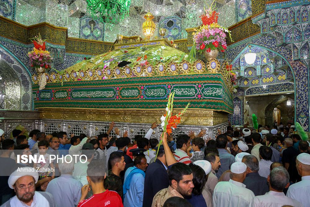 مراسم آغاز جشن های دهه کرامت در قم