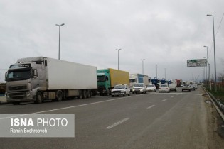 سرگردانی ۱۲ هزار کامیون لب مرز