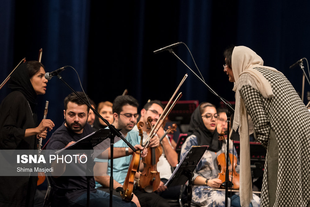 تمرین ارکستر ملی ایران به رهبری نزهت امیری