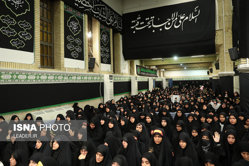 دومین شب مراسم عزاداری حضرت اباعبدالله الحسین(ع) در حسینیه امام خمینی(ره)