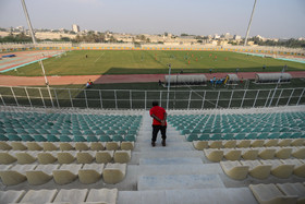 ورزشگاه «خلیج فارس» بندرعباس دومین و بزرگترین ورزشگاه استان هرمزگان است که بعد از ۸ سال از افتتاح وضعیت مناسبی ندارد.