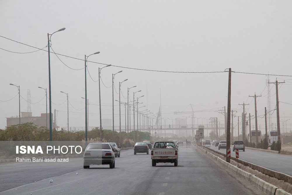 گرد و غبار و آلودگی هوای کرمان