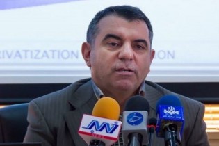 دولت کرم ابریشم و یونجه پرورش می‌دهد