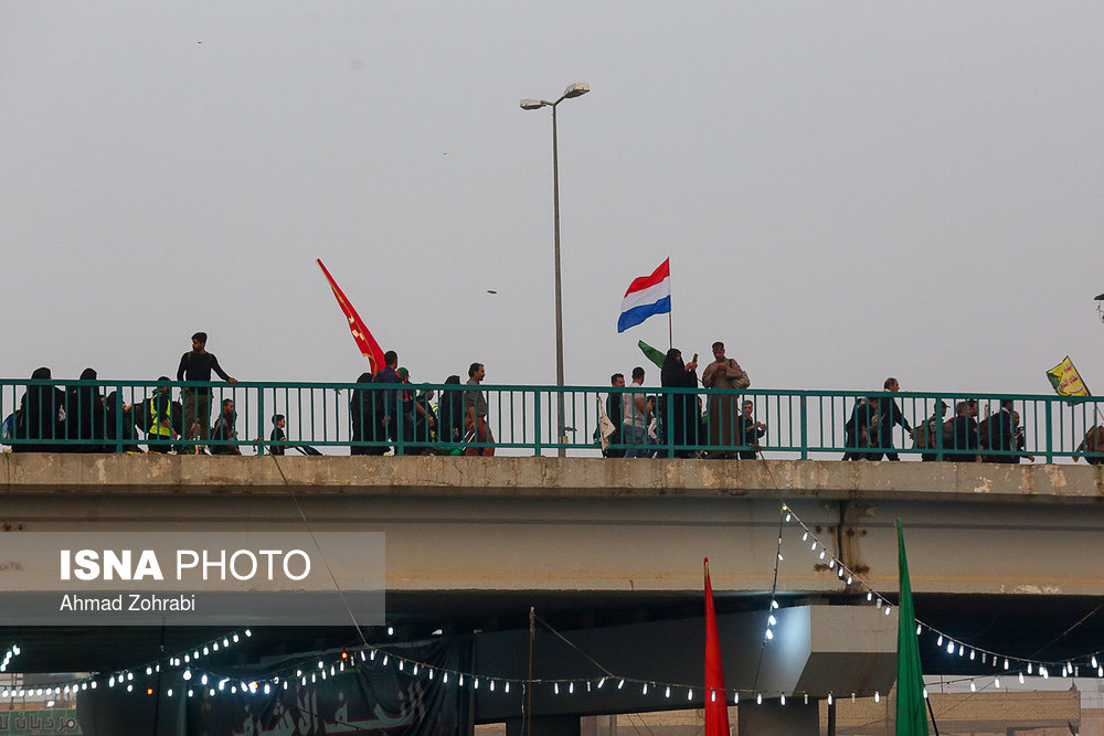 خروج زائران اربعین حسینی از شهر نجف