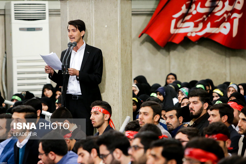 دیدار هزاران نفر از دانش‌آموزان و دانشجویان با مقام معظم رهبری