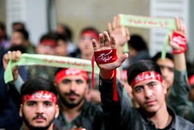 دیدار هزاران نفر از دانش‌آموزان و دانشجویان با مقام معظم رهبری