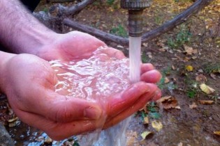 سرانه مصرف آب باید به نصف برسد