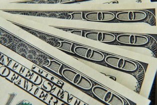 قیمت دلار بازهم کاهش یافت