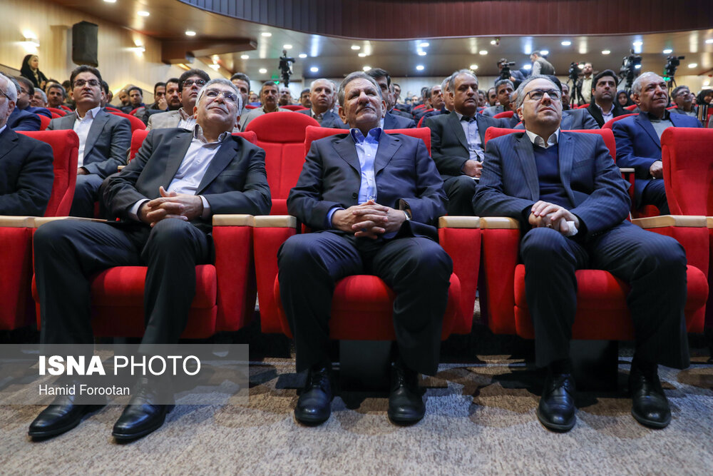 مراسم رونمایی از ۱۰ طرح فناورانه جهاد دانشگاهی با حضور معاون اول رئیس جمهوری