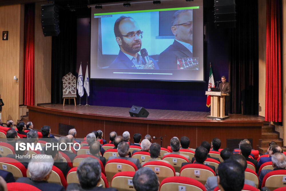 مراسم رونمایی از ۱۰ طرح فناورانه جهاد دانشگاهی با حضور معاون اول رئیس جمهوری