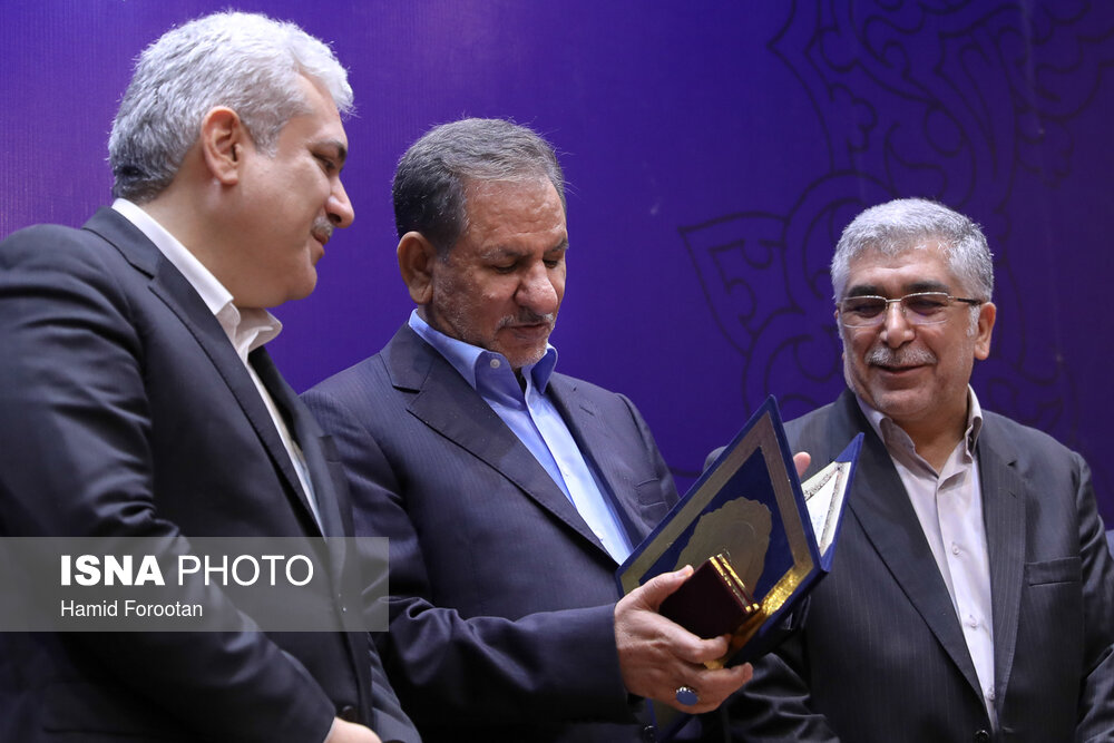 مراسم رونمایی از ۱۰ طرح فناورانه جهاد دانشگاهی با حضور معاون اول رئیس جمهوری