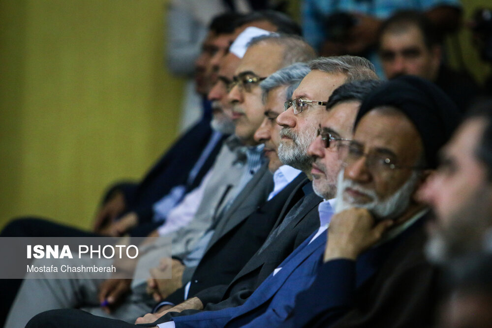 سفر علی لاریجانی به هرمزگان