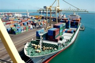 بررسی علت طولانی شدن روند ترخیص کالا از بندر شهید رجایی
