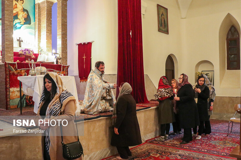 مراسم جشن سال نو مسیحی ارامنه در کلیسای مسروپ مقدس اراک