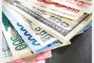 دلار در بانک و بازار چند؟۹۷/۱۰/۲۵